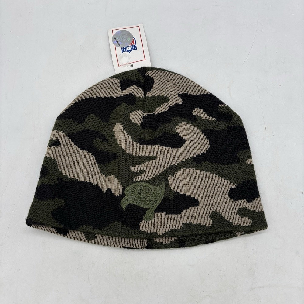 Vintage Tampa Bay Buccaneers Beanie Hat CAMO Knit Skull Cap OSFA NEW NWT